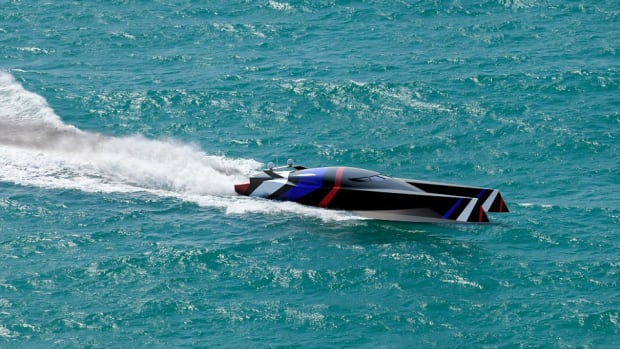 British engineers have designed a boat whose crew they hope will cross the Atlantic Ocean from Cornwall to New York in record time. The design is shown in a CGI image.