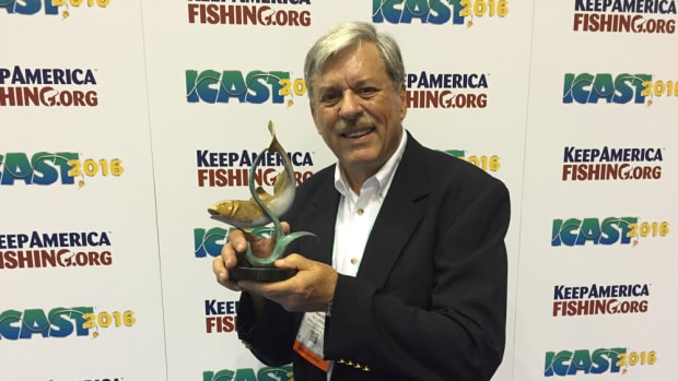 Wade Bourne, a longtime fishing and outdoor writer and broadcaster and founder and host of Wired2Fish/Hunt Radio, received the Homer Circle Fishing Communicator Award.
