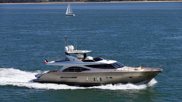 Coauch’s 75-foot 2305 Fly has a composite hull, superstructure and flybridge.