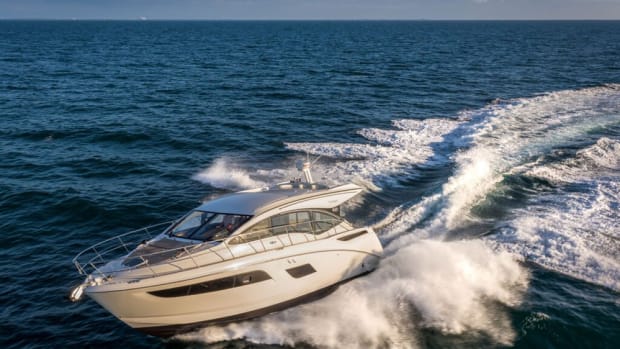 Sea Ray will debut its new 40-foot 400 Sundancer to European buyers in January at the Dusseldorf International Boat Show.