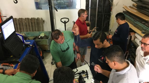 Seventeen technicians from dealers in Mexico and Central America attended an IPS engine training course Volvo Penta held in Mexico.