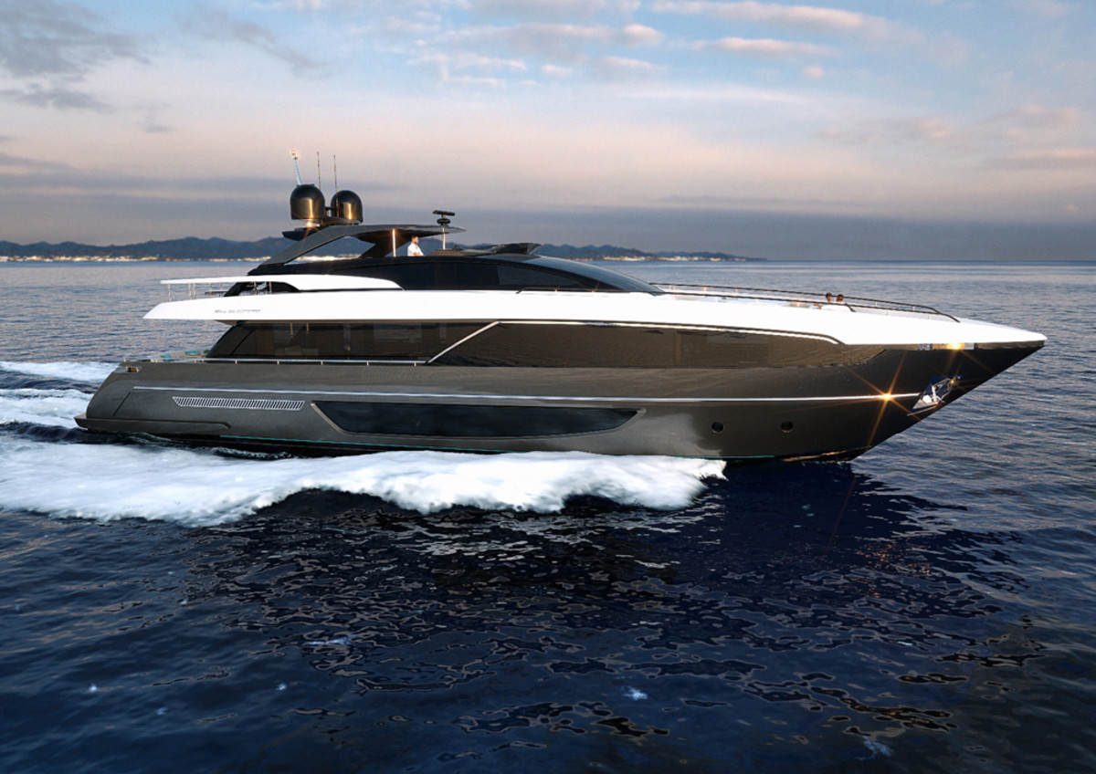 Riva started the construction of a new 100-foot flybridge yacht, the 100’ Corsaro.