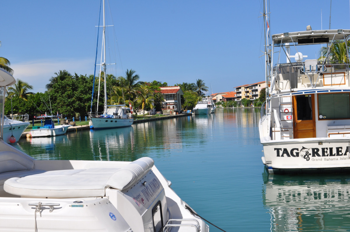 Commodore José M. Diaz Escrich of the Hemingway International Yacht Club in Cuba (which is shown here) says authorities reversed a previous decision and will allow Cuban-Americans who were born in Cuba to come to the country on recreational boats.