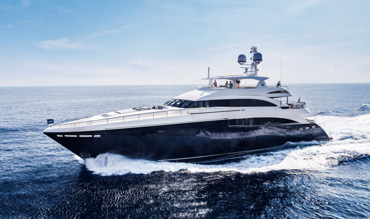 The 40-meter Princess will be among the product debuts in February at Yachts Miami Beach.
