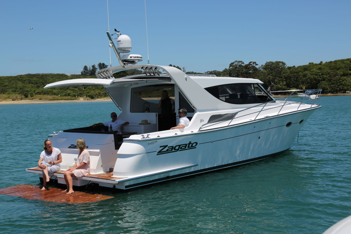 The first boat built by Scott Lane Boat Builders that features SureShade is the new Zagato Elite Sedan, a 44-foot, coupe-style yacht.