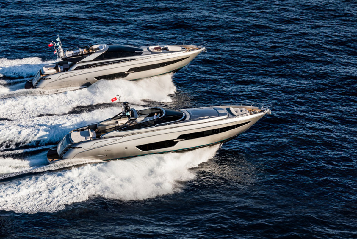 Two new Riva models made their Persian Gulf debut during the Formula 1 auto race that wrapped up Sunday in Abu Dhabi.
