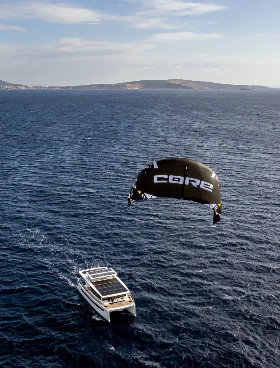 An optional kite can pull the Silent 60 along at up to 3 knots, or reduce electricity consumption.