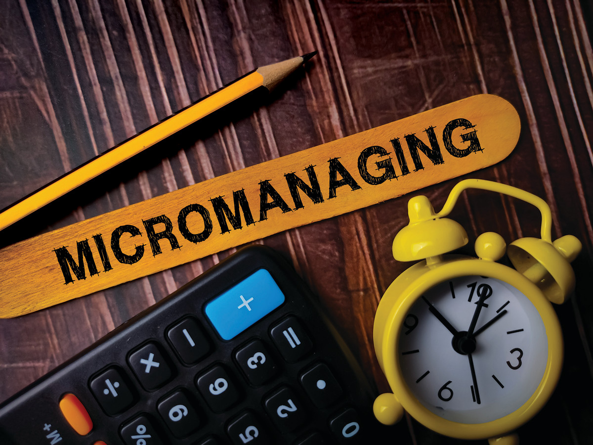 The management approaches of letting go of everything or micromanaging everything are both doomed to fail.
