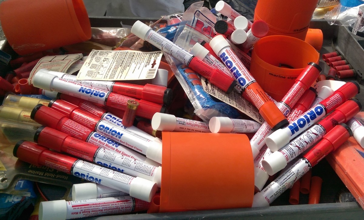 Coast Guard Auxiliary Hosts Flare Collection Event - Trade Only Today